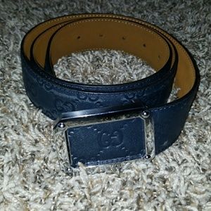 Authentic Gucci leather black belt